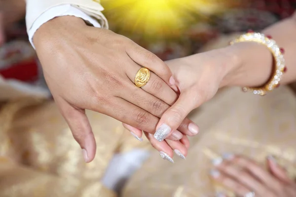 Thai Groom Putting Wedding Ring — Stock Photo, Image