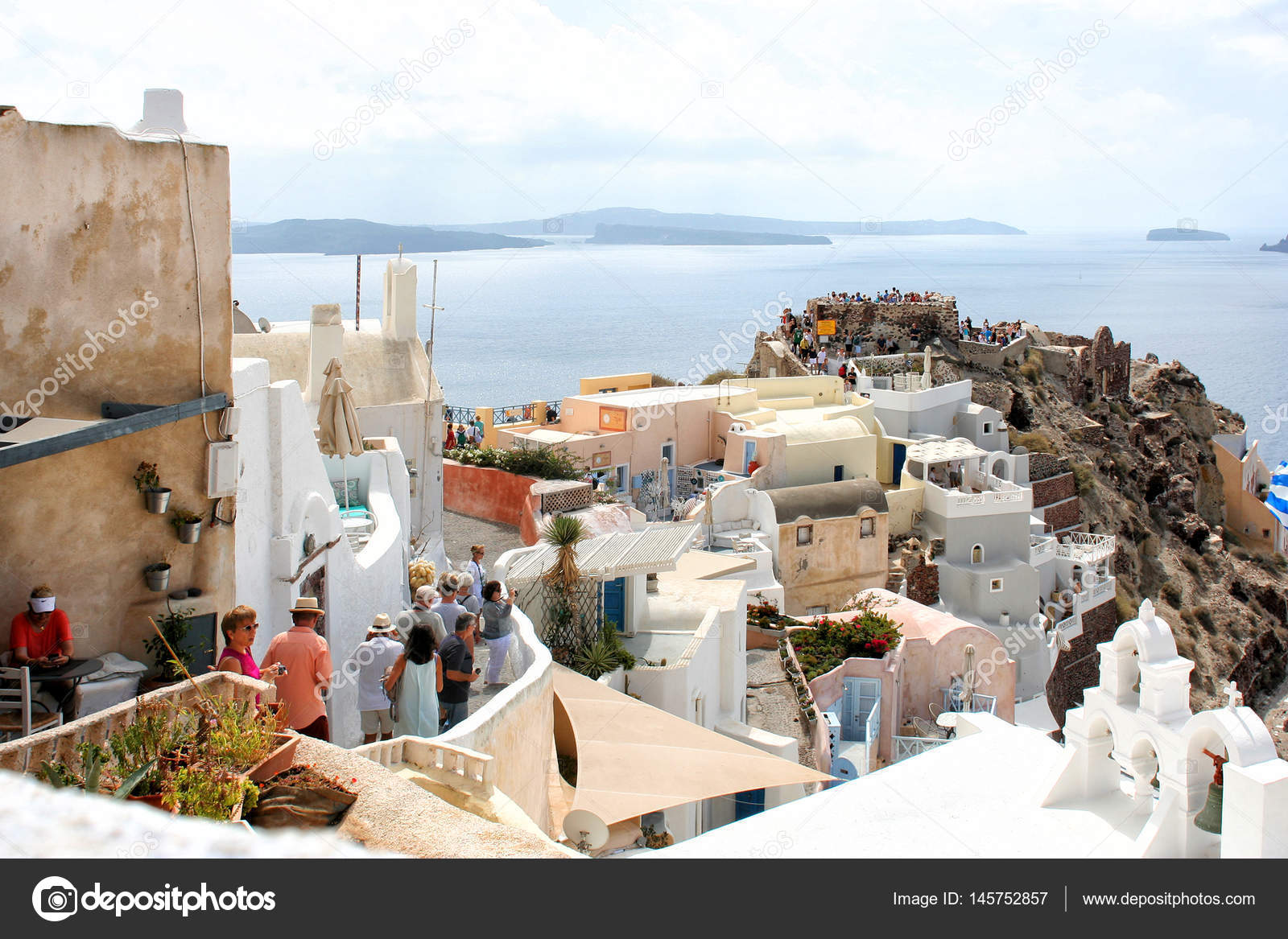 Stadt Oia, Santorin - 19. September 2016: Insel Santorini ...