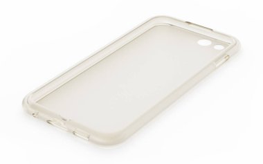Beyaz arka planda silikon telefon kapağı var. 3d illüstrasyon