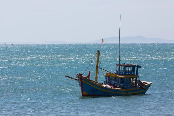 Nautical fishing coracles on sea, tribal boats — Stock Photo, Image