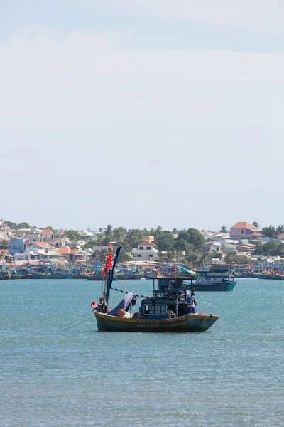 Nautical fishing coracles on sea, tribal boats — Stock Photo, Image