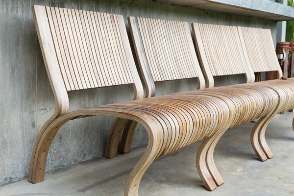 木の椅子のデザインのモダンなスタイル — ストック写真
