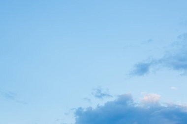 Açık Mavi Gökyüzü