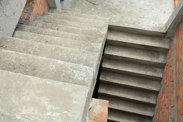Trap cement betonnen constructie in Residencieel huis — Stockfoto