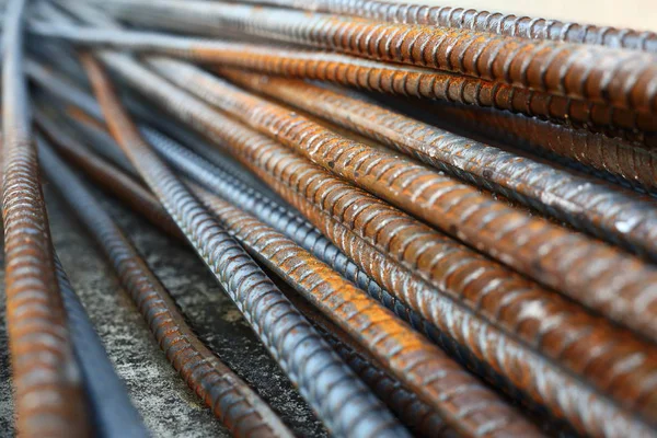 İnşaat demiri çelik çubuk çubuk inşaat sektöründe takviye — Stok fotoğraf