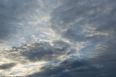 muson dramatik moody gökyüzü