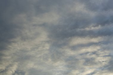 muson dramatik moody gökyüzü