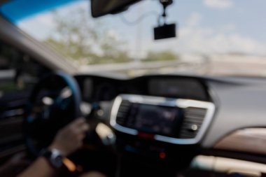görüntü Bulanıklığı, yolda araba sürücü taksi şoför