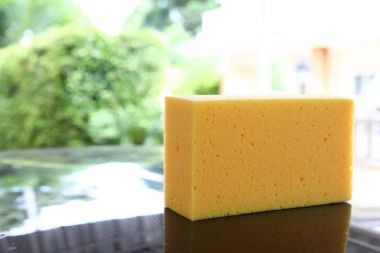 kullanılan sarı sünger Oto yıkama