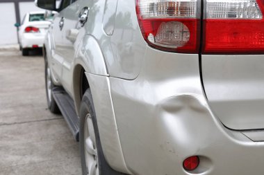 araç araba tampon dent ve çarpışma crash kırık stop lambası