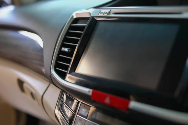 Véhicule intérieur de luxe en voiture moderne — Photo