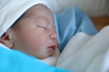 Tatlı bebek yeni doğmuş Tatlı rüyalar
