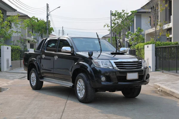 Carro de veículo captador preto — Fotografia de Stock