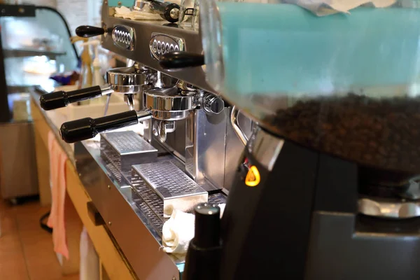 Coffee machine in cafe restaurant — Stock Photo, Image