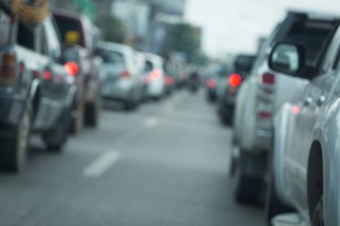 yol acele saat trafik sıkışıklığı