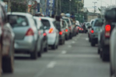 yol acele saat trafik sıkışıklığı