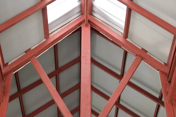 Steel beam top of residential building — Stock Photo, Image