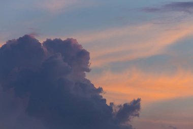 renkli alacakaranlık alacakaranlık gökyüzü