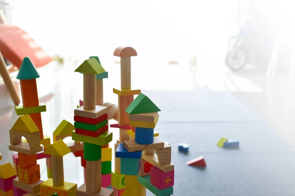 Building wooden block toy geometric for kid learning development — ストック写真
