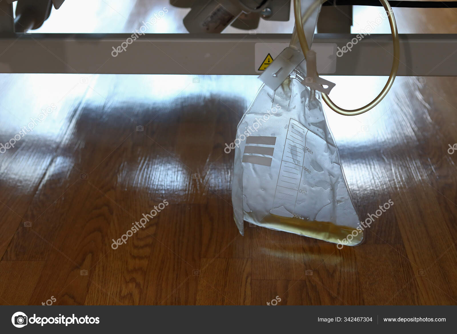 Urinary catheterization bag of drainage for patient — Stock Photo