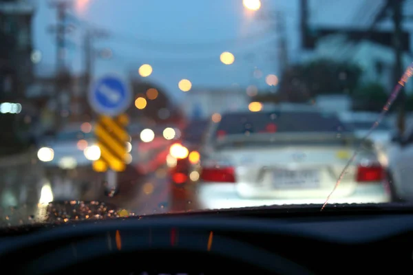 Gece Yolundaki Trafik Sıkışıklığı Fırtınalı Hava Şartları Kötü Manzaranın Dışında — Stok fotoğraf