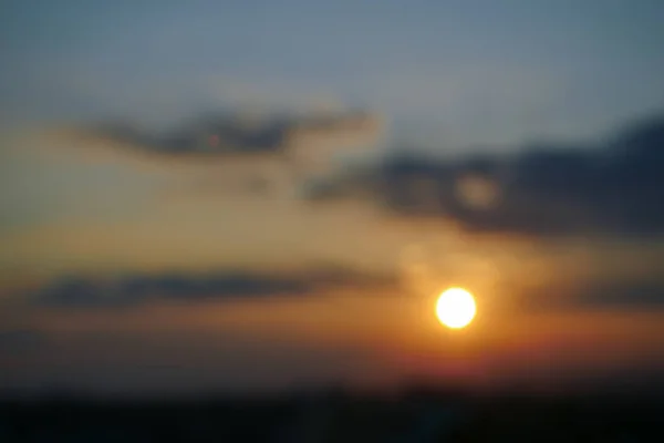 Gambar Mengaburkan Cahaya Matahari Yang Indah Langit Matahari Terbenam — Stok Foto