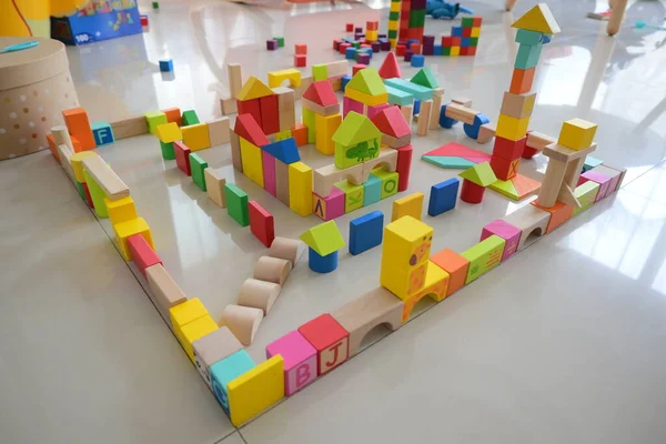 Construction Blocs Jouets Bois Ville Pour Activité Jeu Pour Enfants — Photo