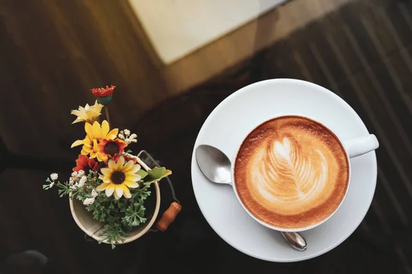 Hot Latte Coffee Drink Put Table Cafe — Stock Photo, Image