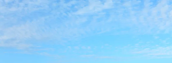 Bel Cielo Azzurro Chiaro Con Soffice Nuvola Bianca Mattino Bel — Foto Stock