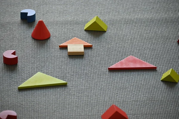 Juguete Geométrico Bloque Madera Colorido Para Niños Jugando Aprender Creatividad —  Fotos de Stock
