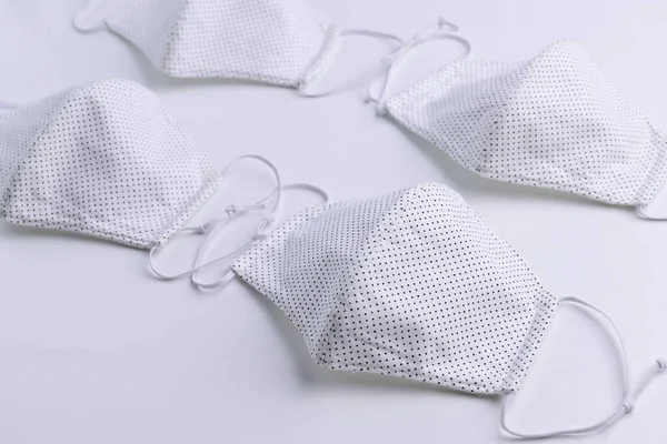 Design Hvid Ansigtsmaske Håndlavede Syning Fra Mode Stof Bomuldsklud - Stock-foto