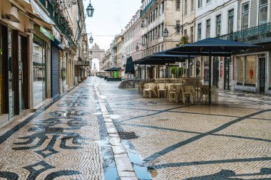 Lizbon şehir merkezi, covid-19 (korona virüsü) salgını nedeniyle acil durum sırasında karantinada. Nisan 2020.