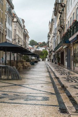 Lizbon şehir merkezi, covid-19 (korona virüsü) salgını nedeniyle acil durum sırasında karantinada. Nisan 2020.