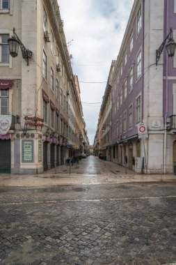 Lizbon şehir merkezi, covid-19 (korona virüsü) salgını nedeniyle acil durum sırasında karantinada. Nisan 2020.