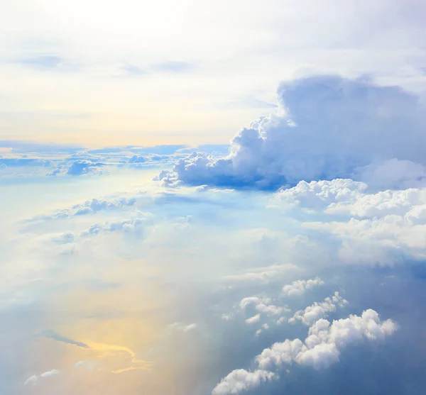 Blue Sky White Clouds Sun Light Skyline Background — Stock Photo, Image