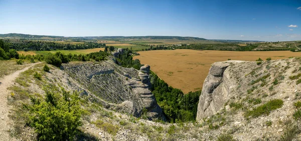 Widok na panoramę gór krymskich — Zdjęcie stockowe