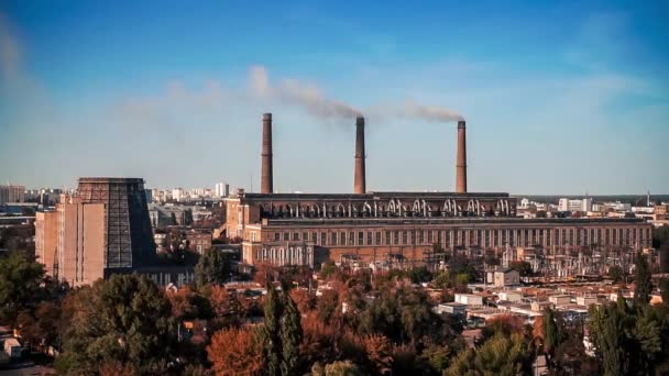 Termal elektriciteitscentrale in Kiev stad — Stockvideo