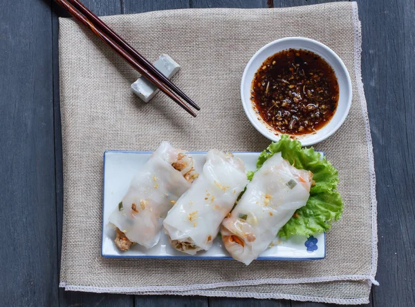 Çin Buharlı Pirinç Eriştesi