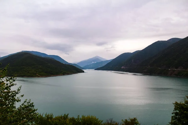 Hermosa Bahía Entre Las Montañas Georgia —  Fotos de Stock