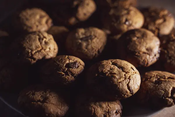 Biscoitos Caseiros Close Com Pouca Luz — Fotografia de Stock