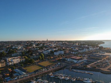 Ryde, Wight Adası, gün batımında yukarıdan..