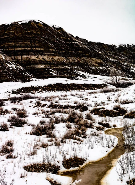 Schnee Klebt Den Hügeln Und Tälern Der Badlands Drumheller Alberta — Stockfoto