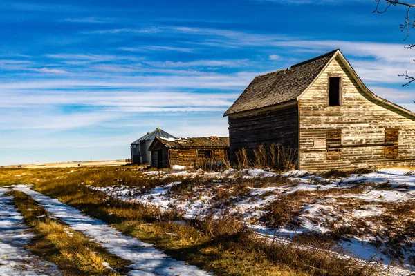 Opuštěné Farmářské Budovy Prériích Alberta Kanada — Stock fotografie