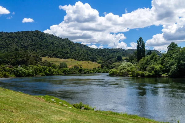 Waikato River Flows Ngaruawahai Waikato New Zealand — Stock Photo, Image