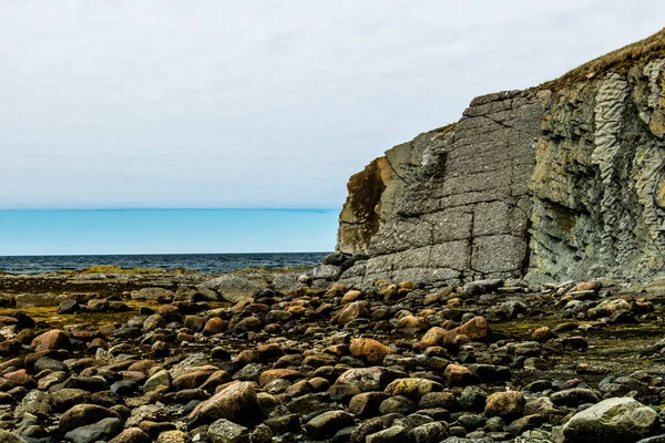 圣劳伦斯海路和绿角的岩石海滩Gros Morne国家公园 加拿大纽芬兰 — 图库照片