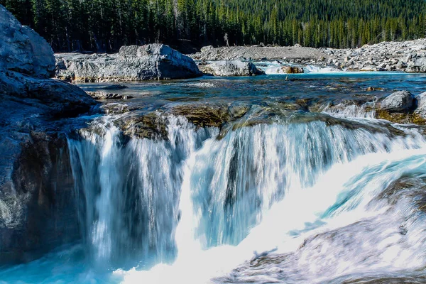 Aguas Cabeza Del Río Elbow Cerca Las Cataratas Elbow Falls — Foto de Stock