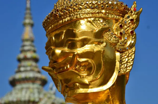 Golden Head Guardian Wat Phra Kaew Most Beautiful Temple Bangkok — Stock Photo, Image