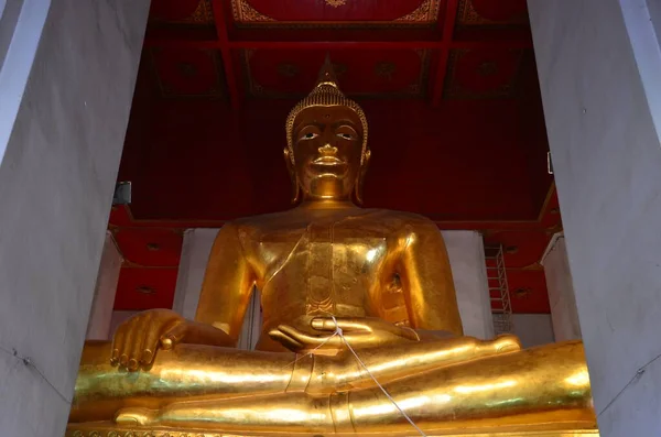 Huge Golden Buddha Statue Wihaan Phra Mongkhon Bophit Ayutthaya — Stock Photo, Image