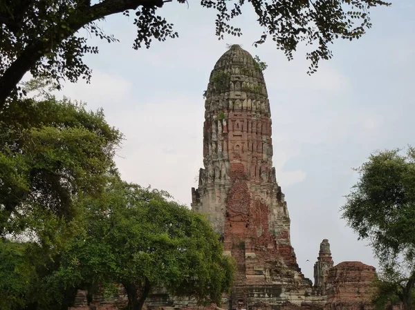 Prang Gigante Prang Wat Phra Ram Ayutthaya — Fotografia de Stock