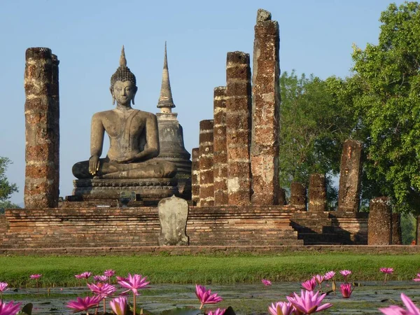 Buda Sentado Wat Mahathat Maior Complexo Templos Parque Histórico Sukhothai — Fotografia de Stock